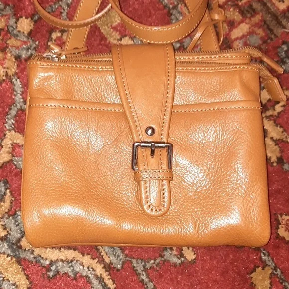 Etienne Aigner Leather Purse/Wallet - Picture 2 of 13